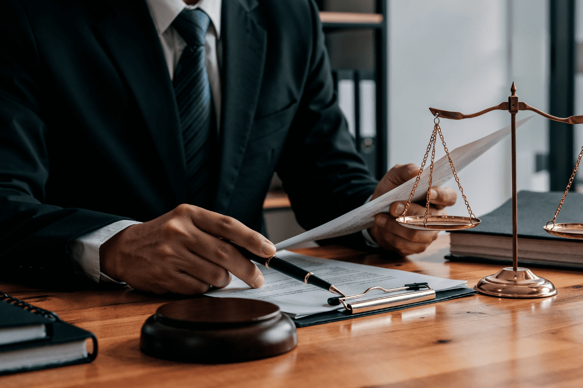 How a Personal Injury Lawyer in Florida Can Help You Avoid These Pitfalls